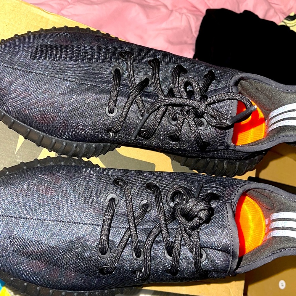 Yeezy Boost 350 : All black;brand new;Authentic